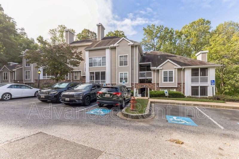 606 Squire Ln #B - Photo 2 of 23