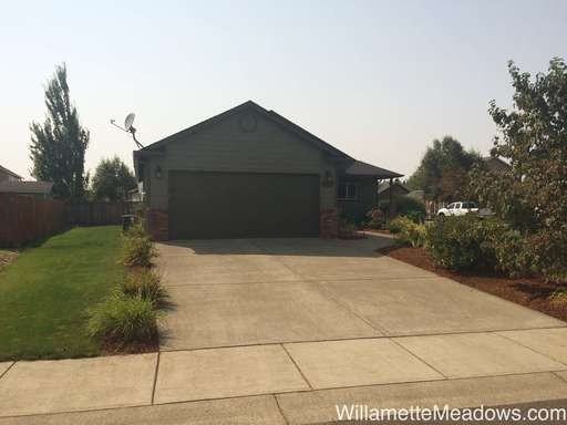 530 Whitney St - Photo 2 of 32