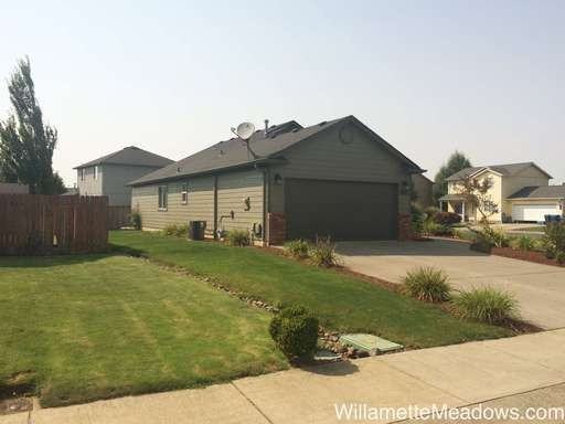 530 Whitney St - Photo 3 of 32