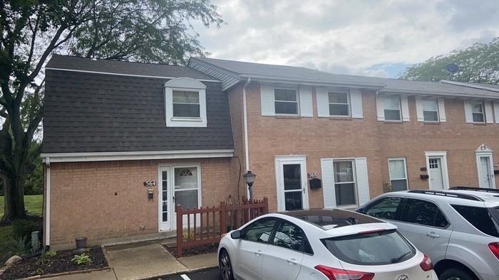 564 Adrian Ct - Photo 2 of 39