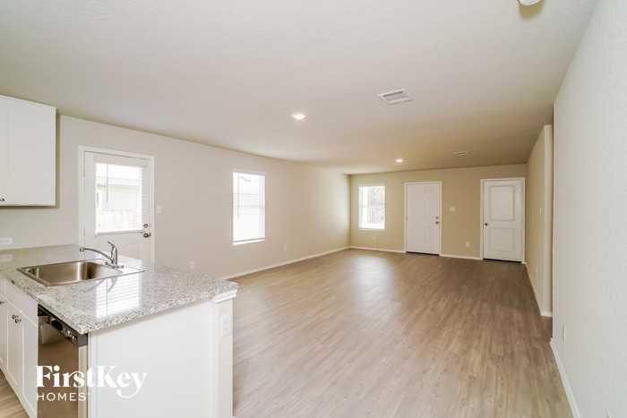 9610 Littleton Grist - Photo 3 of 15