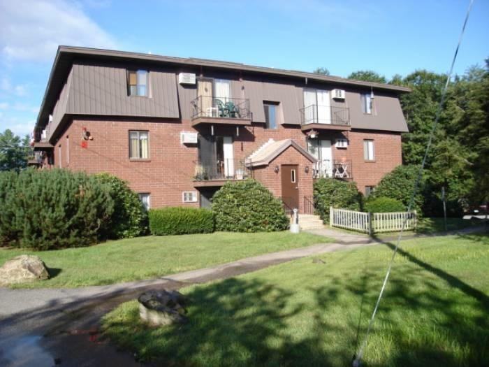 Great Bay Woods, Newmarket, NH 03857 1 Bedroom Condo for Rent for 780