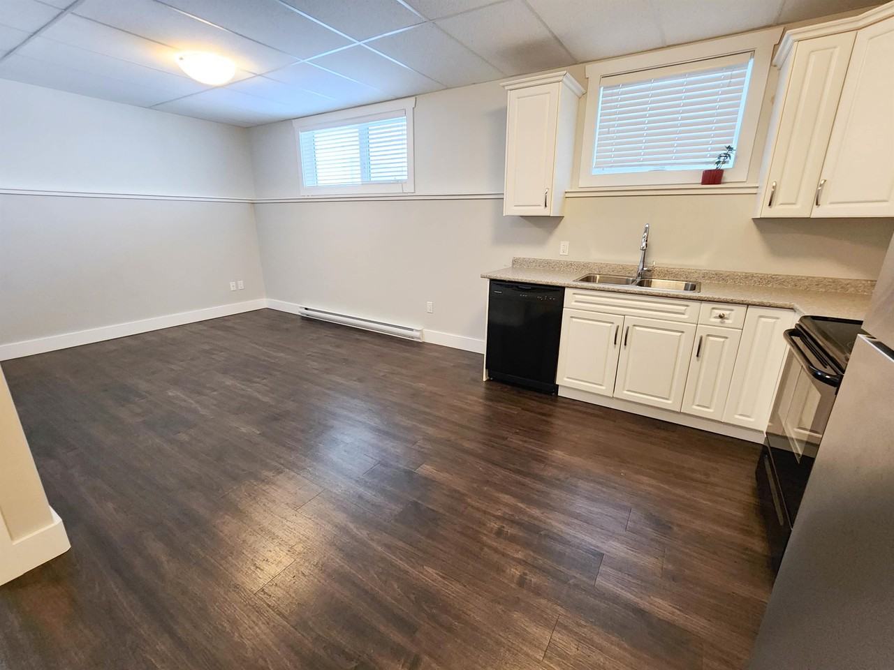 10112 96 Ave #3 - Photo 3 of 7