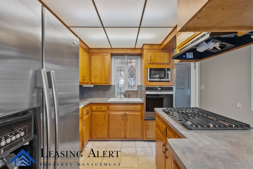 3305 W Avenue L8 #1 - Photo 7 of 18