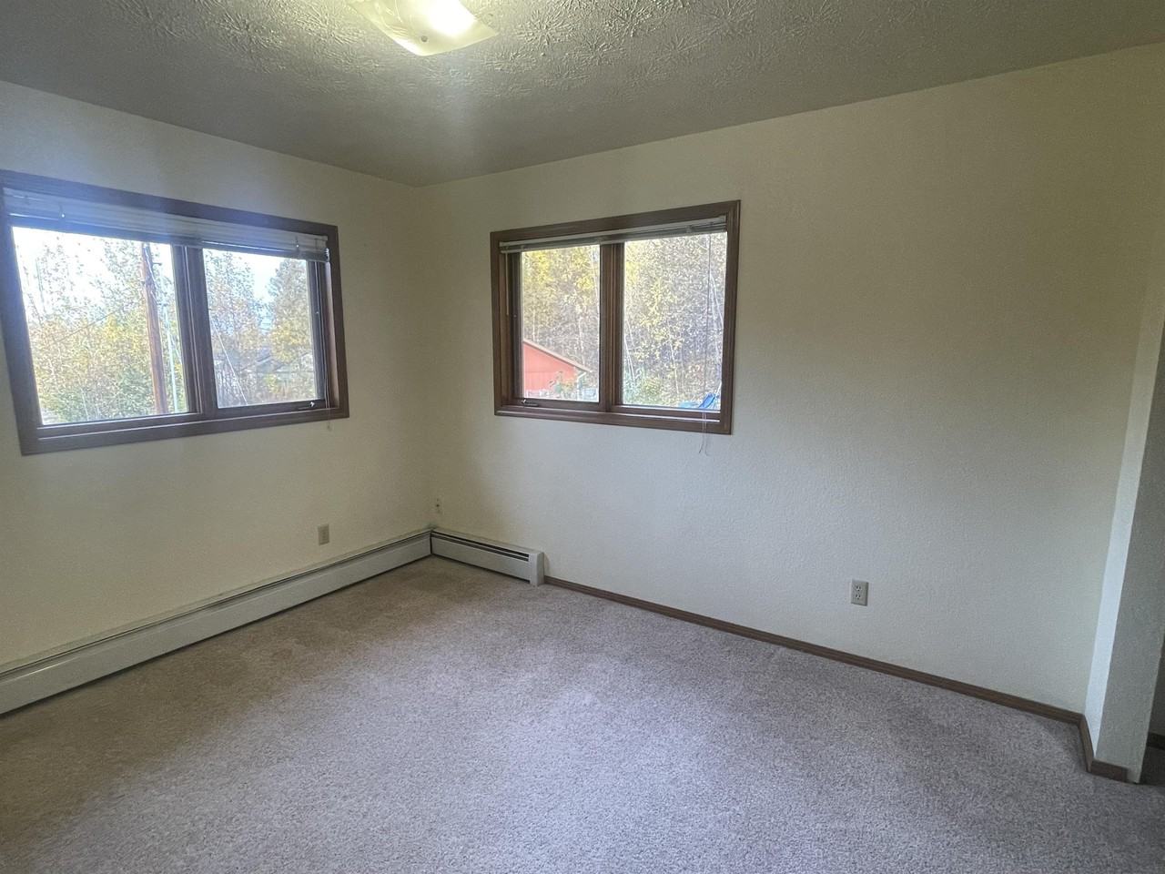 3411 W Wren St #2 - Photo 6 of 10
