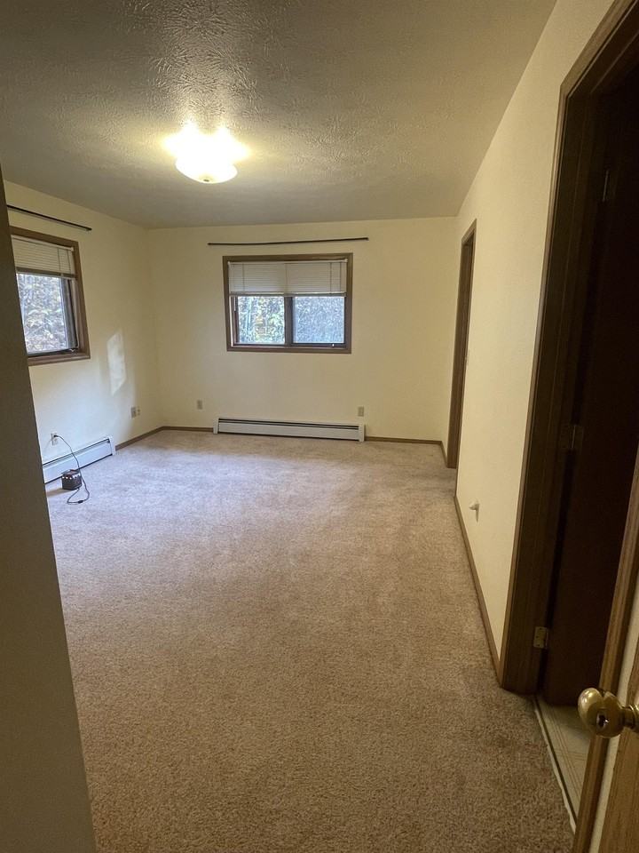 3411 W Wren St #2 - Photo 7 of 10