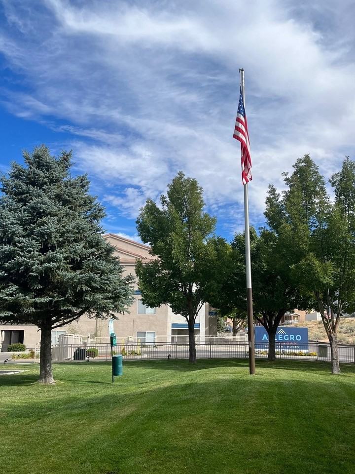 6601 Tennyson Street Northeast - Photo 6 of 27