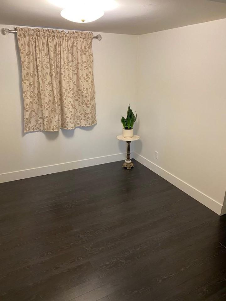 3176 West 34th Avenue - Photo 3 of 11