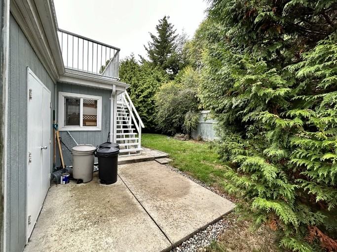 4929 44 Ave - Photo 3 of 30
