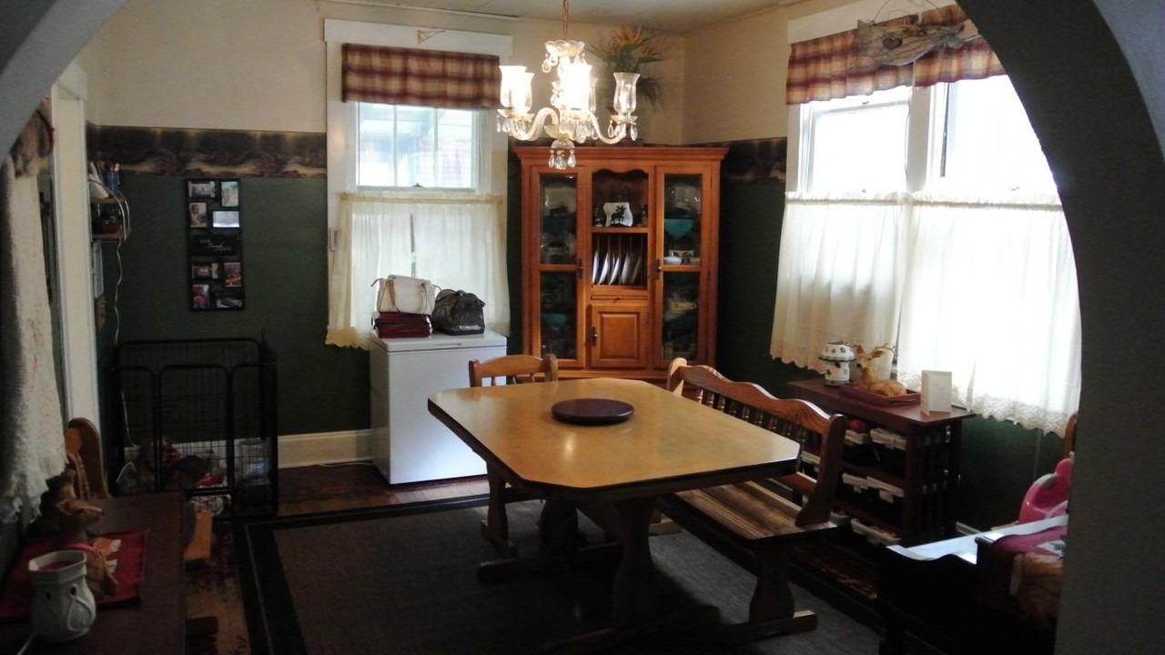 209 10th Ave - Photo 3 of 16