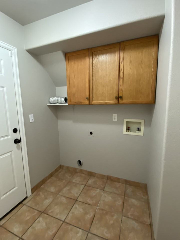 6264 Montero Cir - Photo 3 of 27