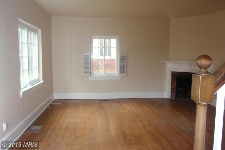 3605 Norris Pl - Photo 3 of 18