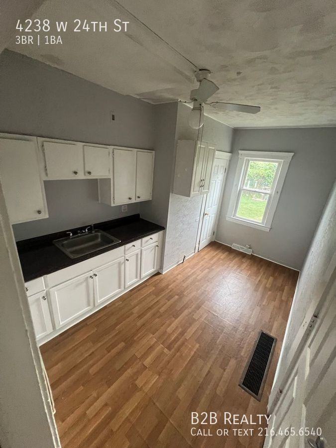 4238 W 24th St - Photo 2 of 19