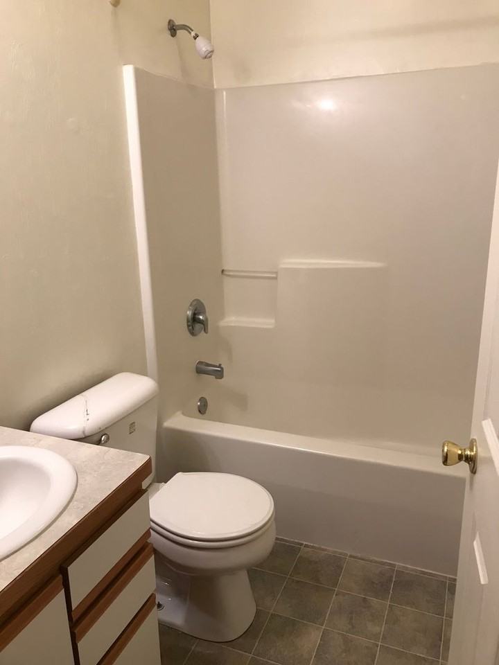 1125 Orion Rd #1 - Photo 4 of 6