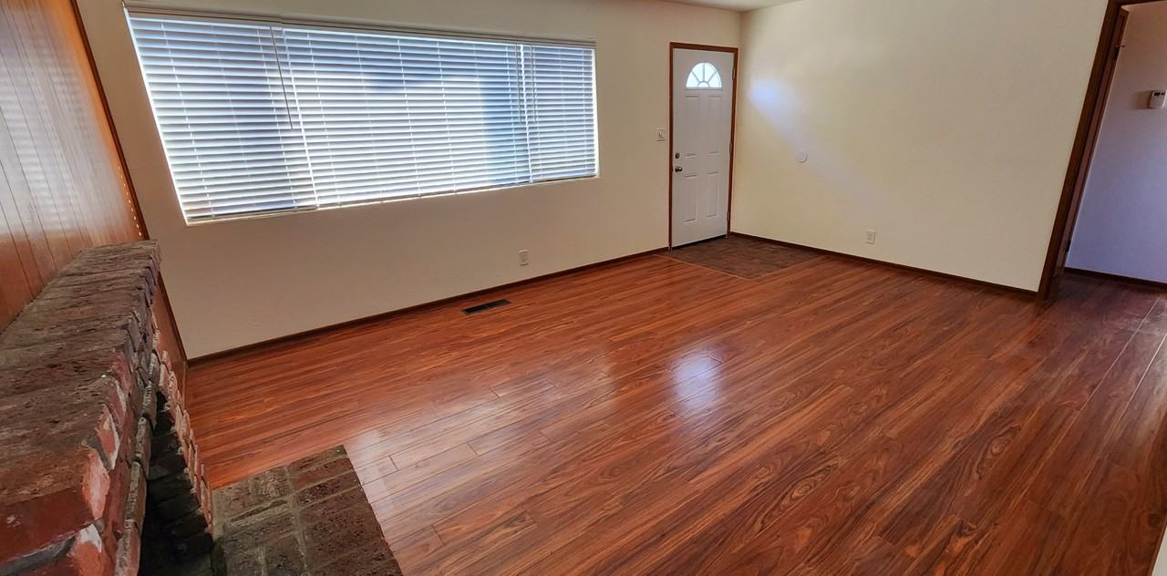 1703A Marshall Ct #A - Photo 3 of 9