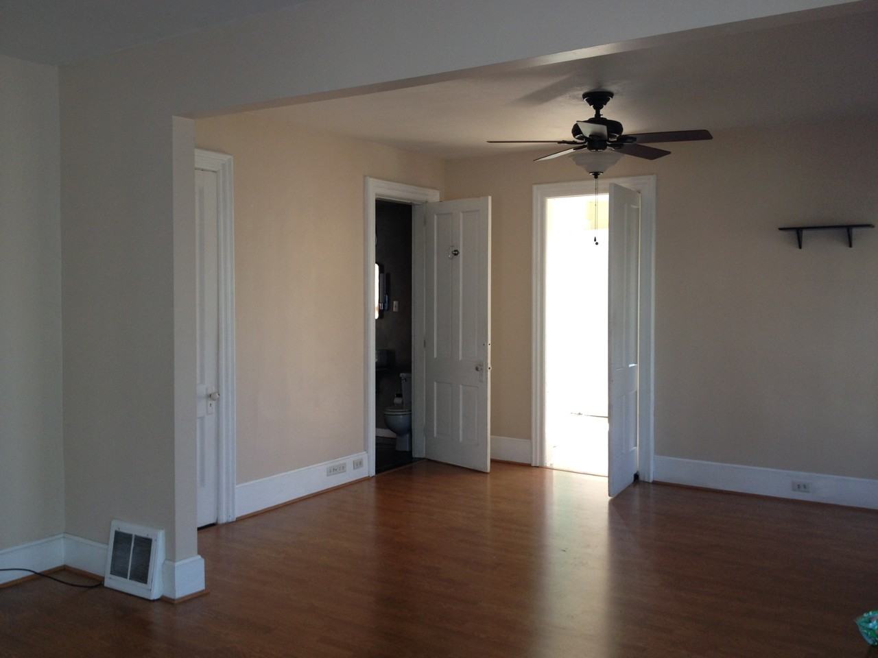 312 Liberty St #DOWN - Photo 3 of 4