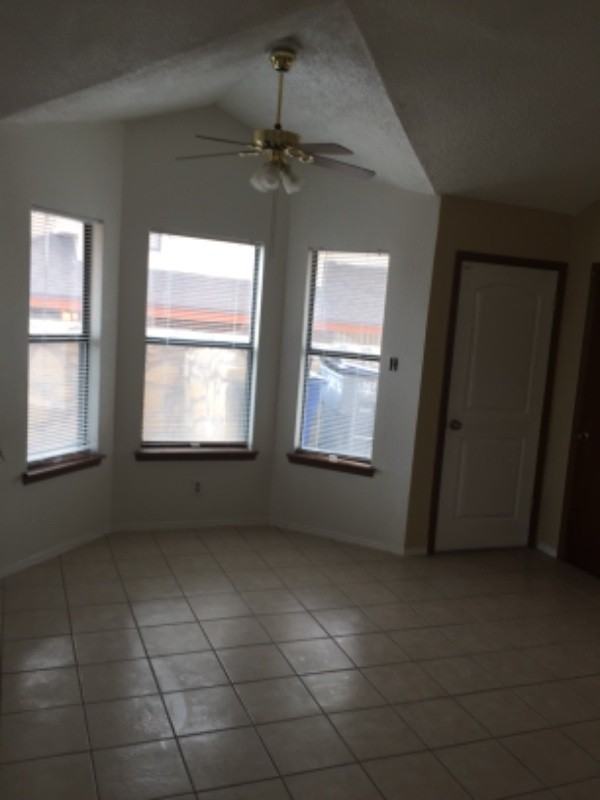 1567 Greg Powers Dr #B - Photo 5 of 23