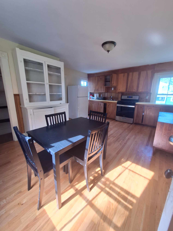 110 Spring St #2 - Photo 3 of 12