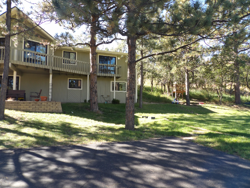 1415 Oak Hills Dr - Photo 3 of 50