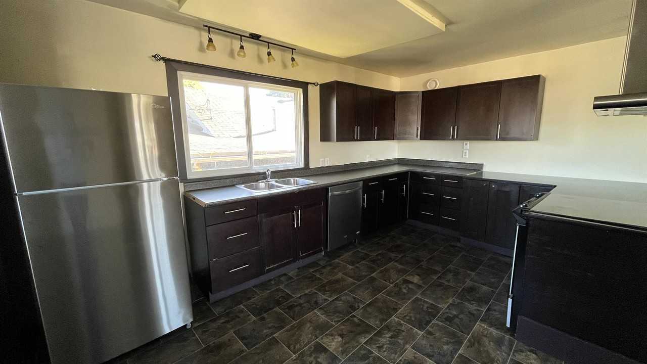 5814 51 Ave #1 - Photo 2 of 12