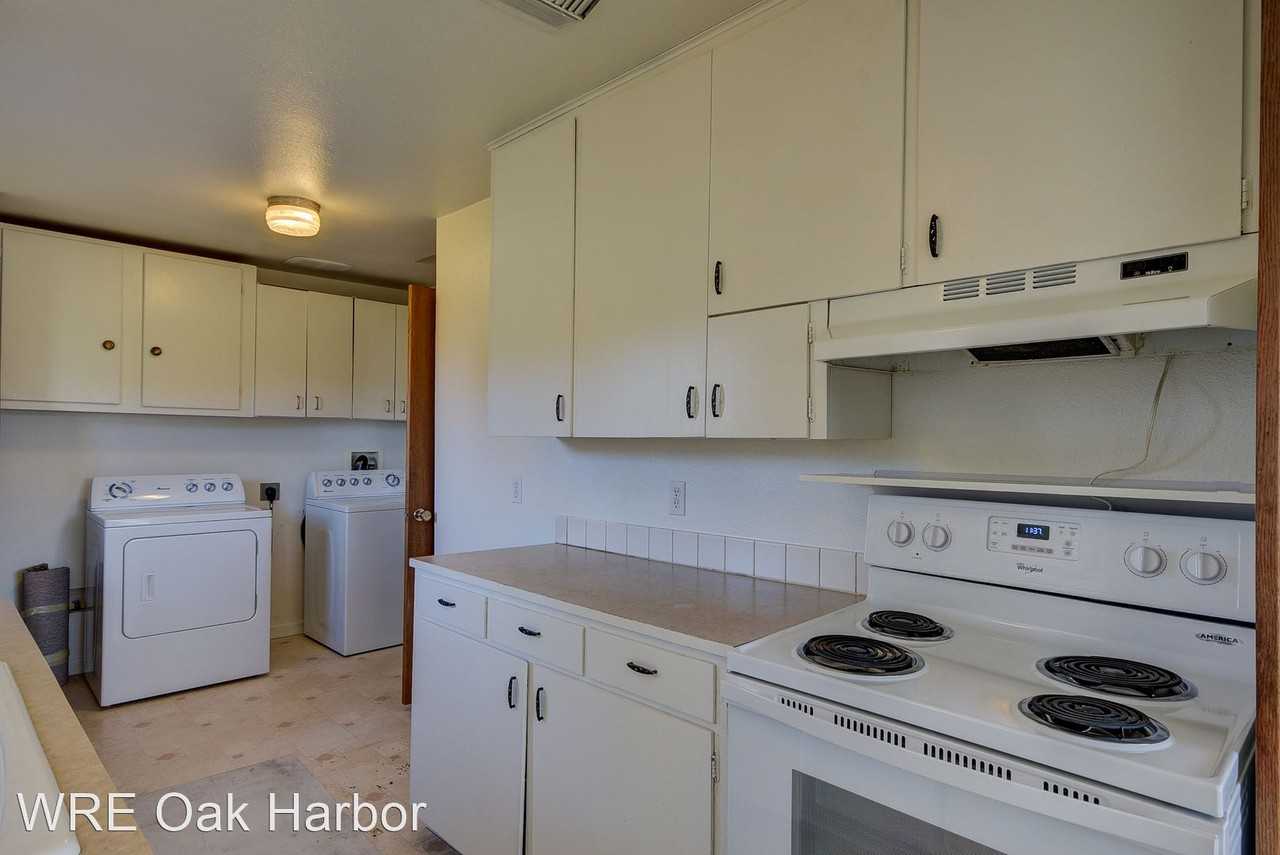 1526 Black Rd - Photo 3 of 21