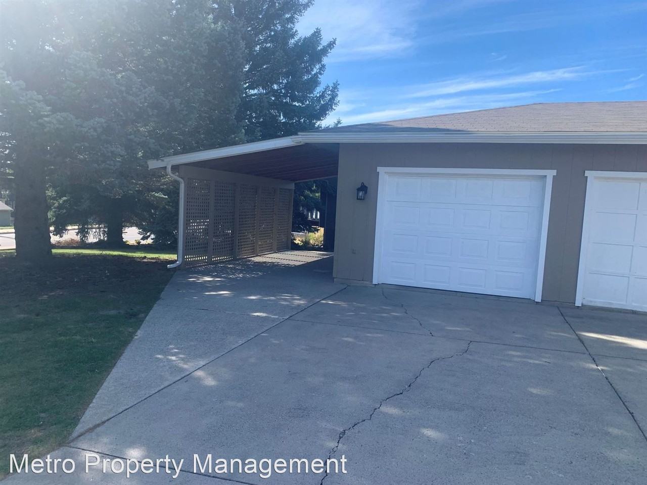 3301 Rimrock Rd - Photo 3 of 3