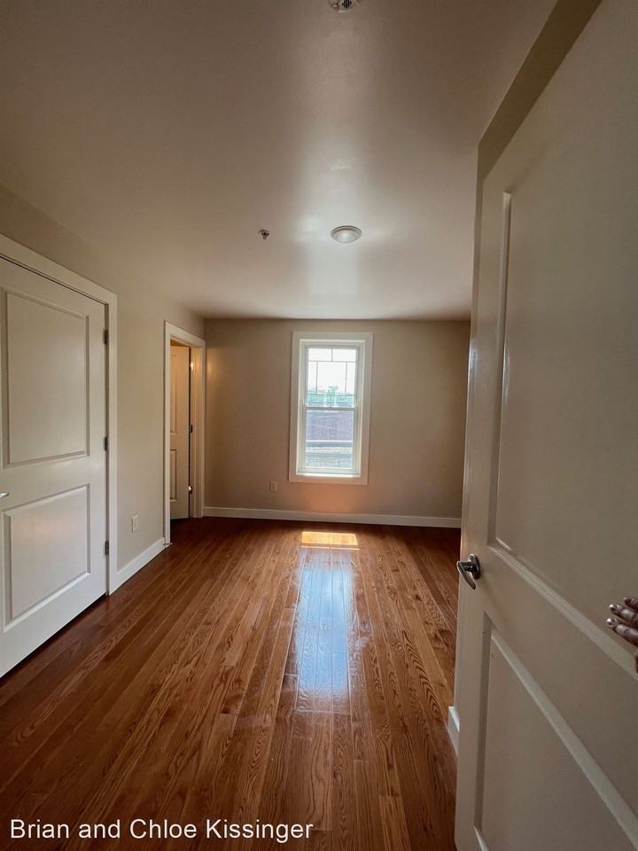 101 and 109 W Highland Alley - Photo 2 of 11