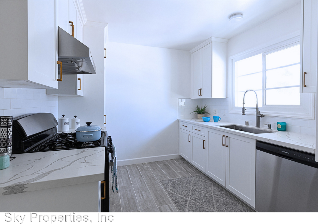 1553-1555 Riverside Dr. - Photo 3 of 27
