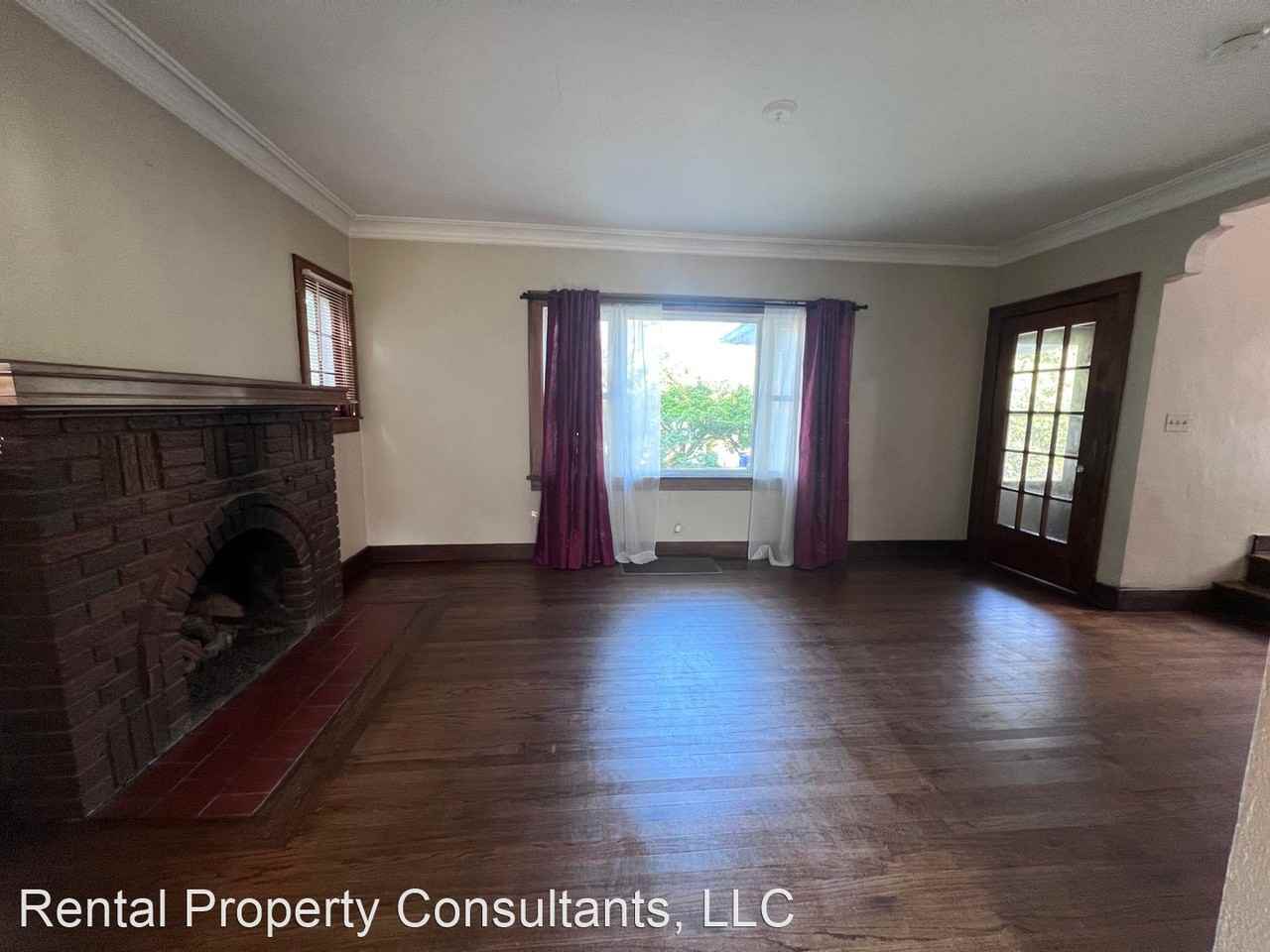 124 Auburn Ave Ne - Photo 3 of 16