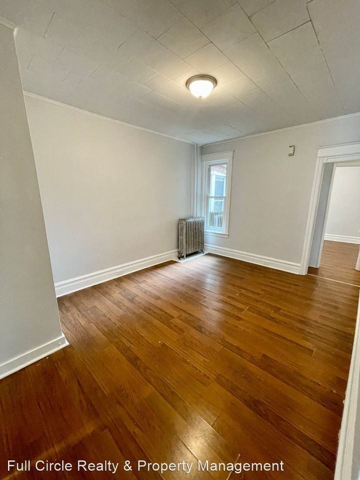 1115 W Tilghman Street - Photo 2 of 14
