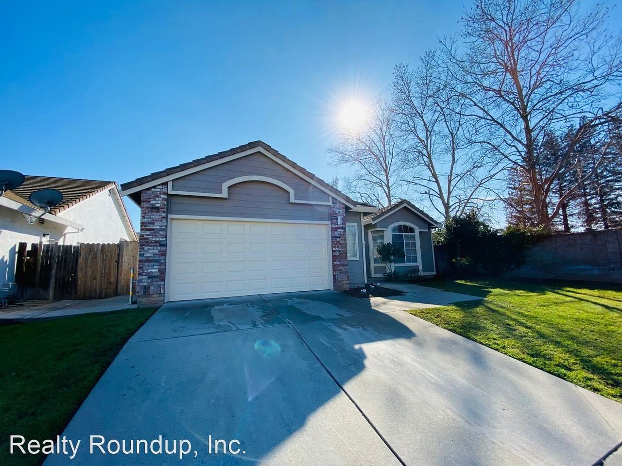 8900 Bridalsmith Dr - Photo 2 of 23