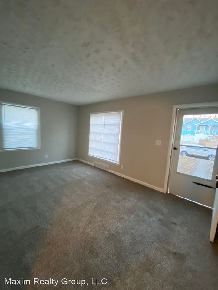 3331 N 37th St - Photo 3 of 13