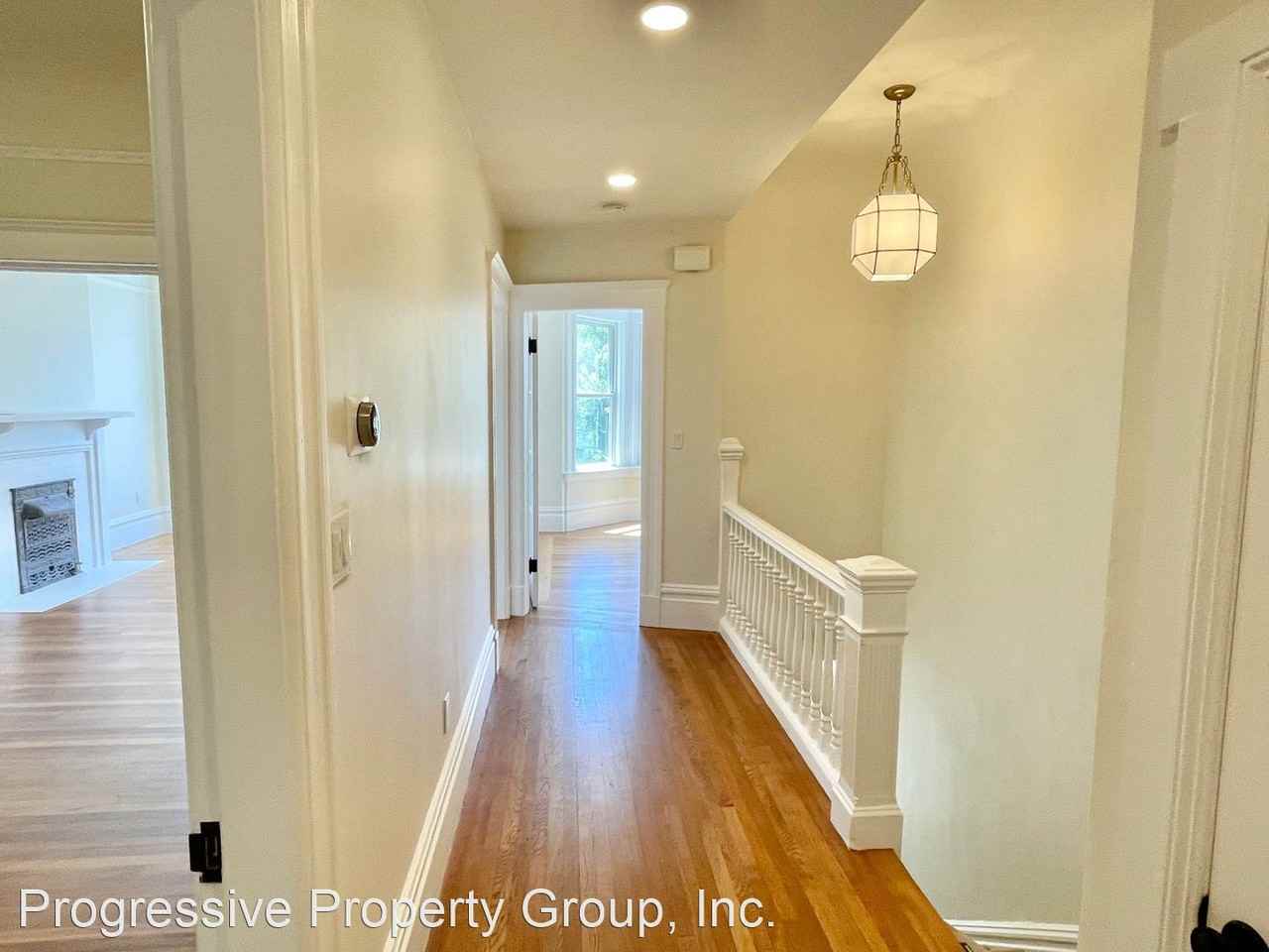 1508 Masonic Ave - Photo 3 of 24