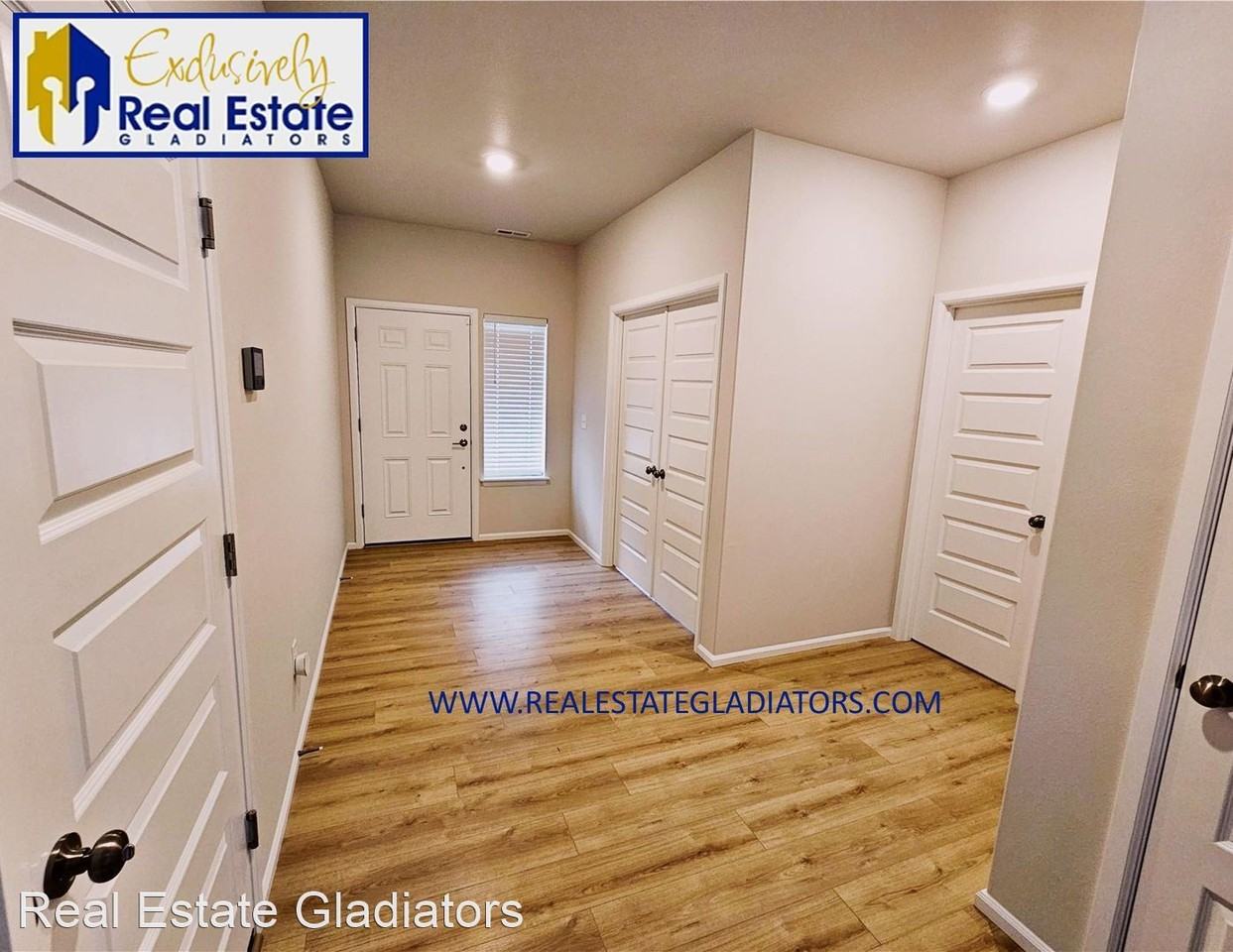 1341 Cascade St - Photo 3 of 26