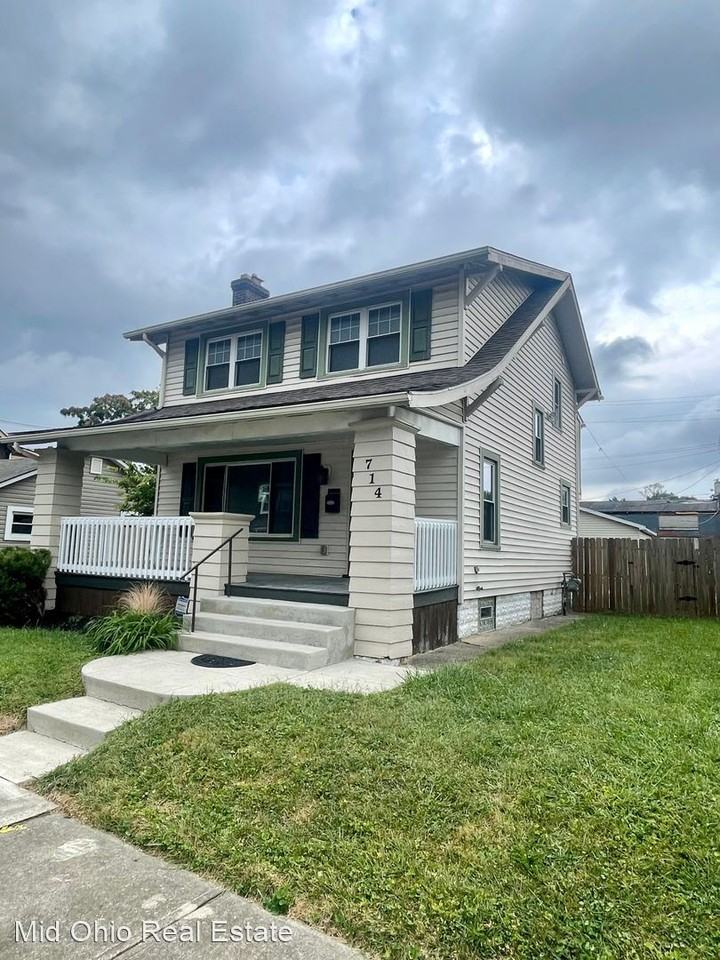 714 Wager St - Photo 2 of 18