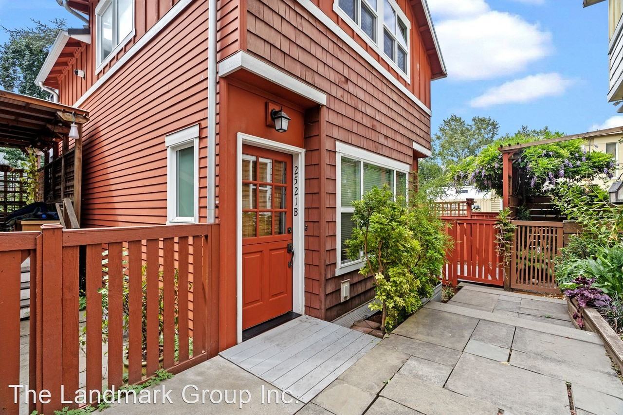 2521 30th Ave S #B - Photo 3 of 45