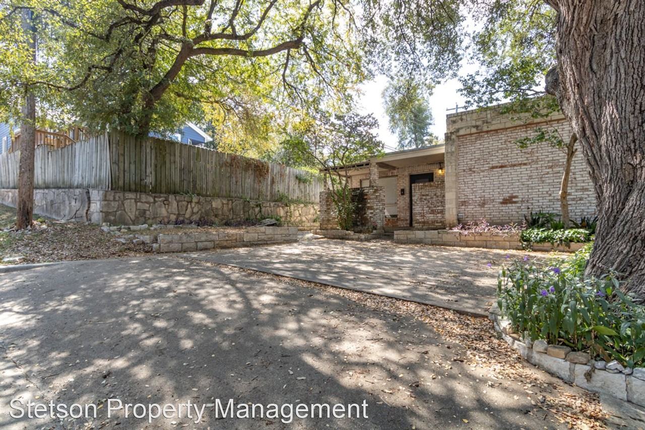 2305 Montclaire Street - Photo 3 of 26