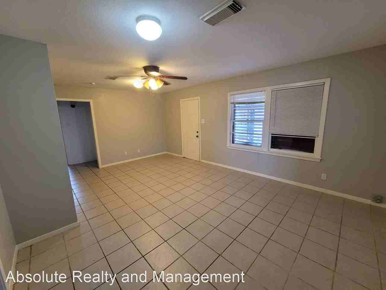 1804 Bayou Homes Dr - Photo 3 of 12