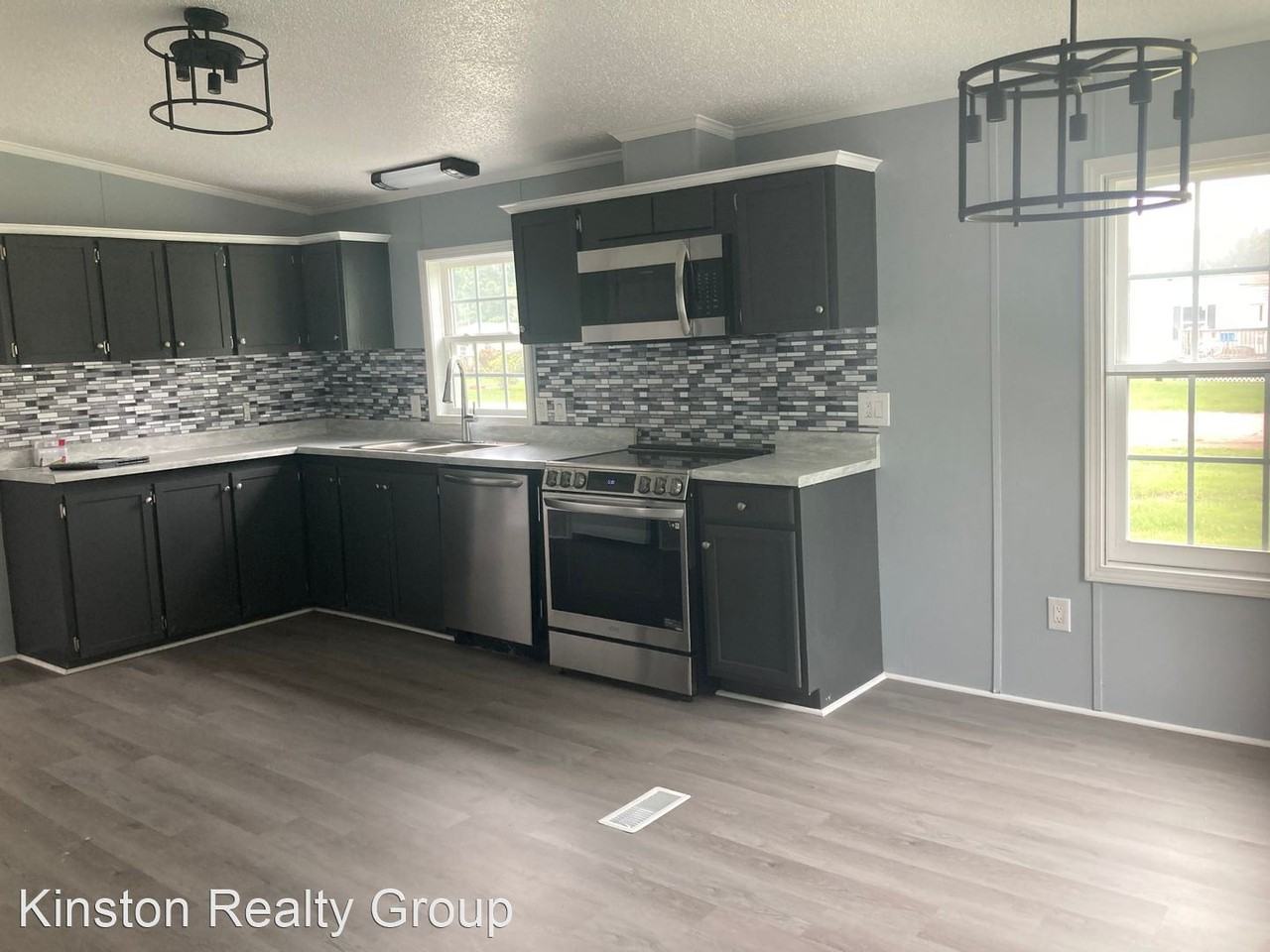 3882 Ferrell Rd - Photo 3 of 11