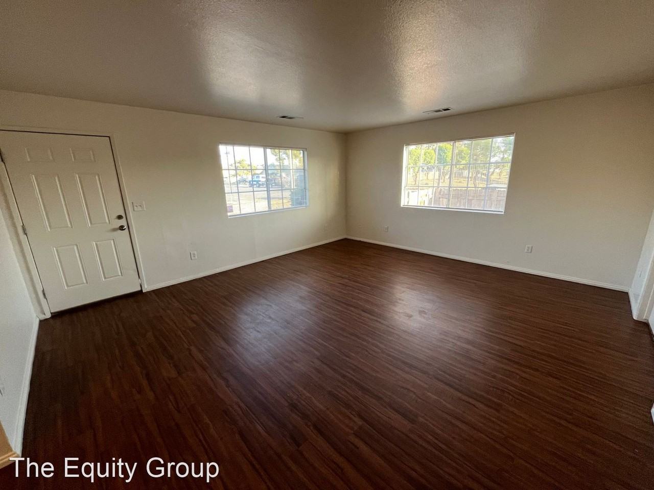 1005 North Wisconsin Way - Photo 3 of 22