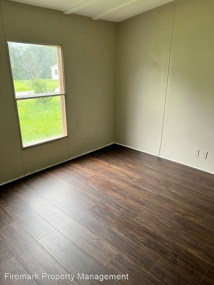 117 L Sak Rd - Photo 3 of 11