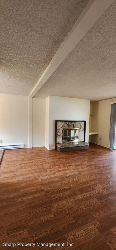 504 Lord St - Photo 3 of 14