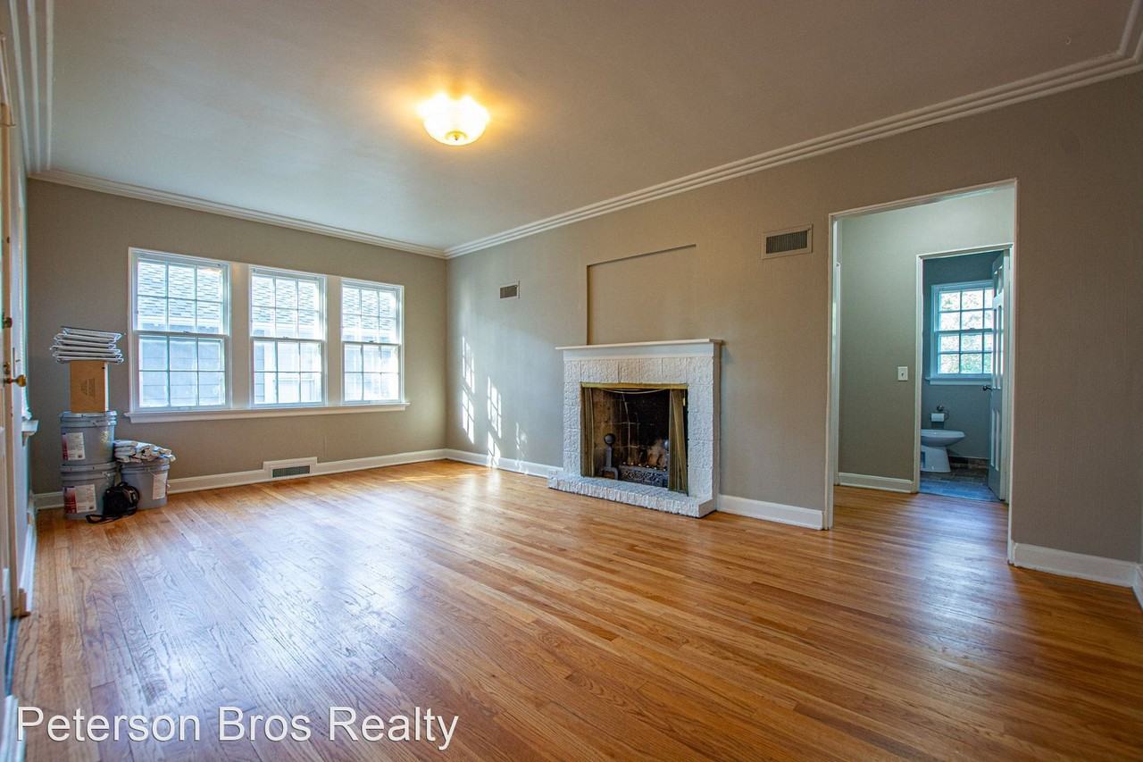 2034 N 49th St - Photo 2 of 14