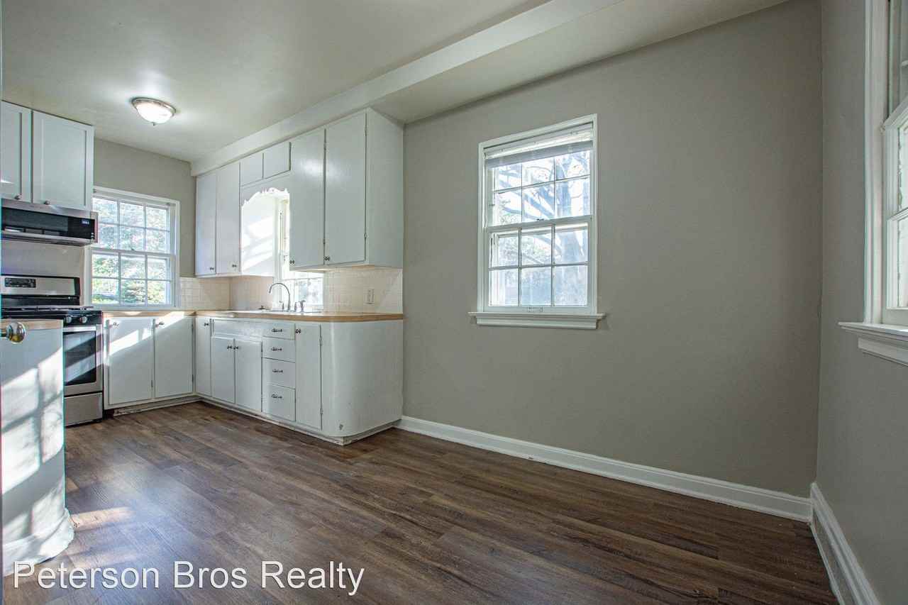 2034 N 49th St - Photo 3 of 14