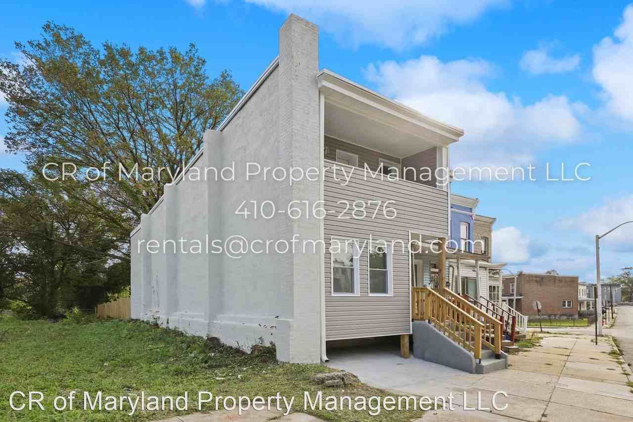 1707 Bloomingdale Rd - Photo 2 of 14