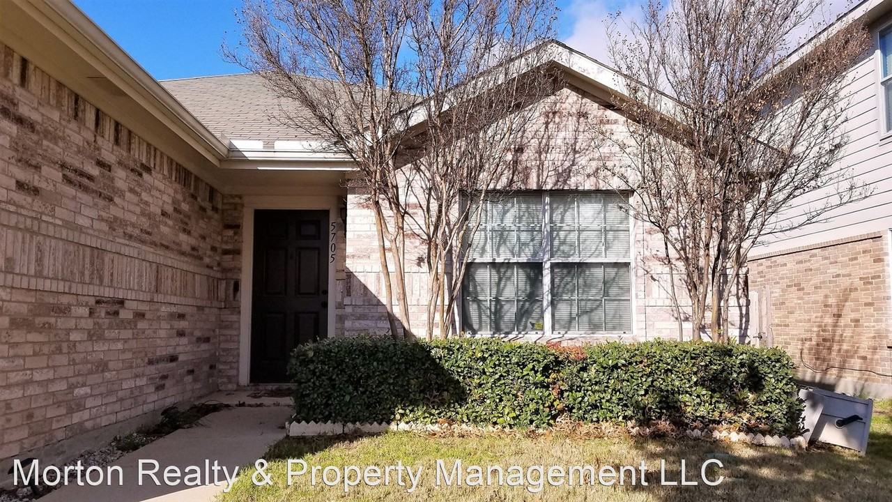 5705 Valley Stream Way - Photo 2 of 14