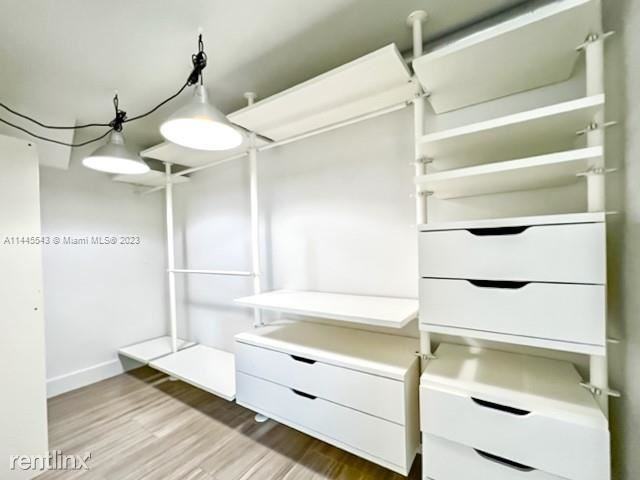 10000 W Bay Harbor Dr - Photo 3 of 29