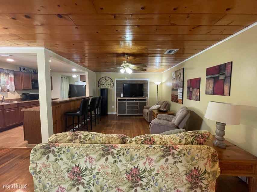 345 Citrus Dr - Photo 3 of 14