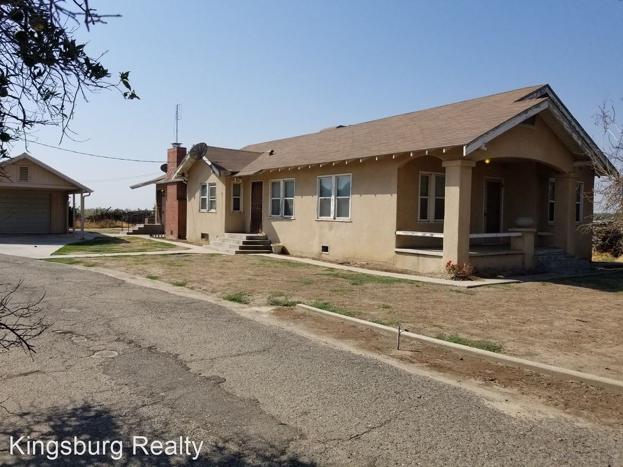 5439 E Sumner Ave - Photo 3 of 4