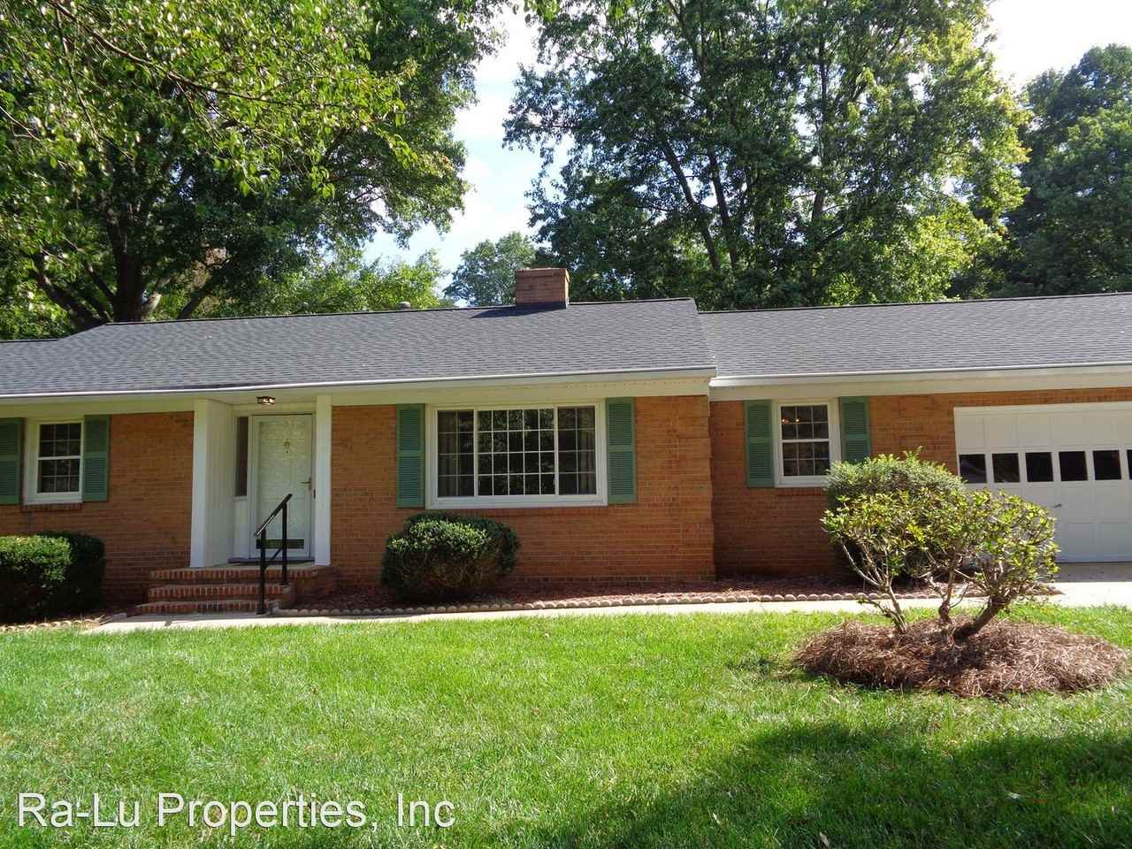 251 Commonwealth Dr - Photo 3 of 19